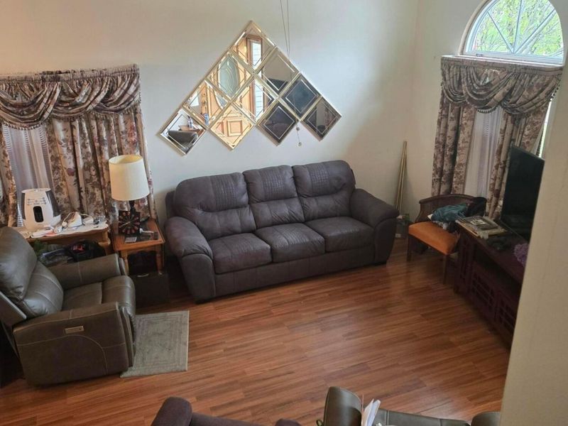 2285 Shirlene Drive, Grove City, OH 43123 Photo 7