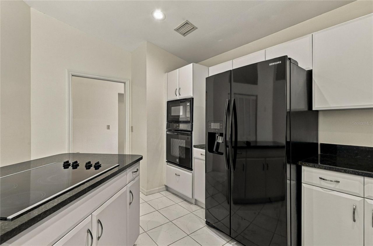 5816 Beaurivage Avenue, Sarasota, FL 34243 Photo
