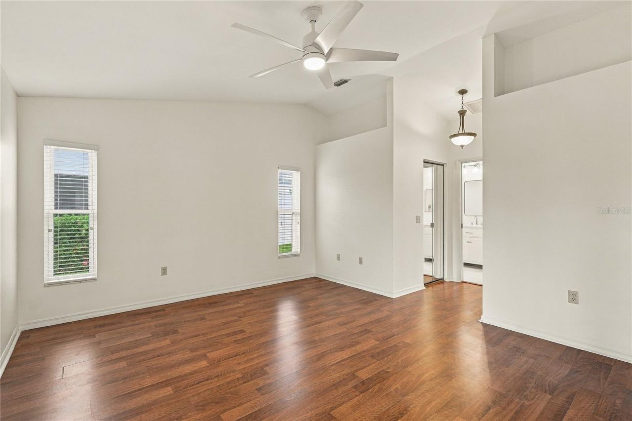 5816 Beaurivage Avenue, Sarasota, FL 34243 Photo