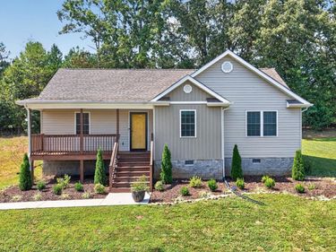 240 Samson Way, Madison Heights, VA 24572