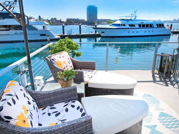 1 Pier 8, Unit B14, Boston, MA 02129