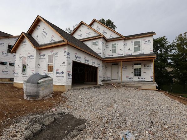 431 Pioneer Way , Pataskala, OH 43062