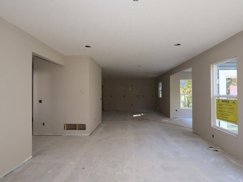 431 Pioneer Way, Pataskala, OH 43062 Photo 5