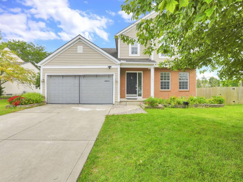 504 Bellcrest Court, Pataskala, OH 43062 Photo 3