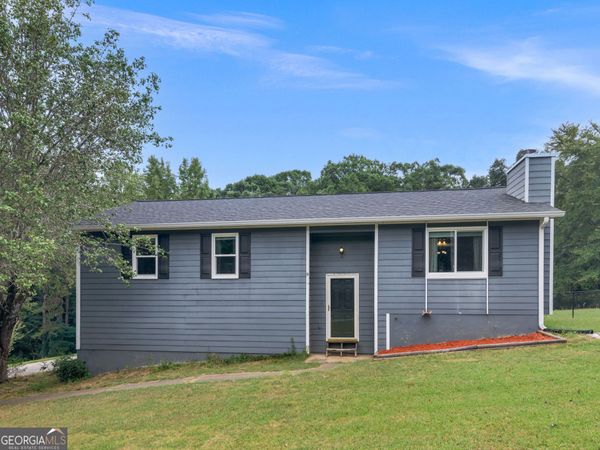 2065 Gum Creek Lane, Loganville, GA 30052