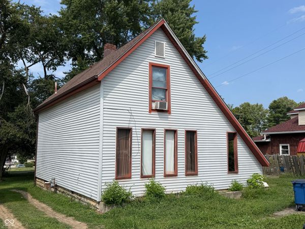 1307 4th Street , Bedford, IN 47421