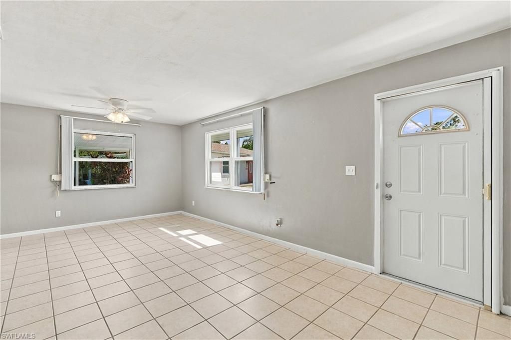 7 Dutch Iris Ln , Lehigh Acres, FL 33936 Photo