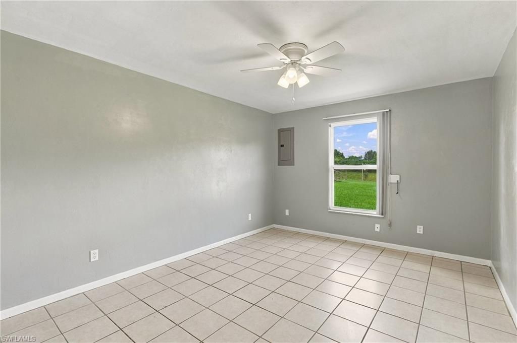 7 Dutch Iris Ln , Lehigh Acres, FL 33936 Photo