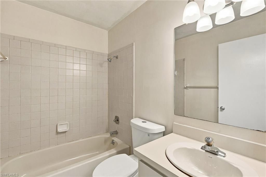 7 Dutch Iris Ln , Lehigh Acres, FL 33936 Photo