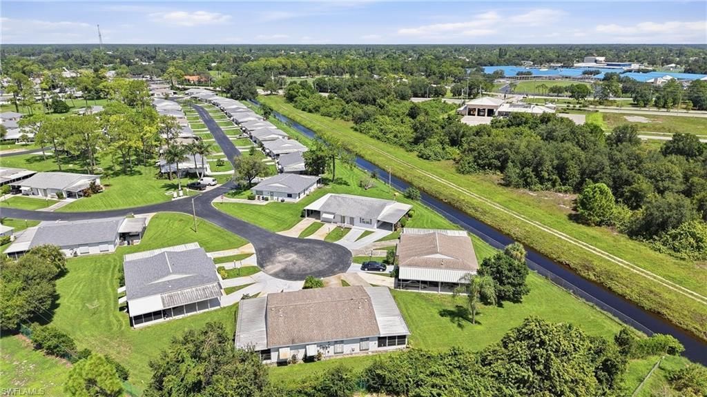 7 Dutch Iris Ln , Lehigh Acres, FL 33936 Photo