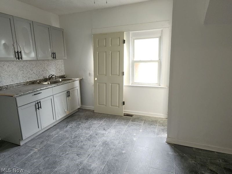 14505 Potomac Avenue, East Cleveland, OH 44112 Photo 9