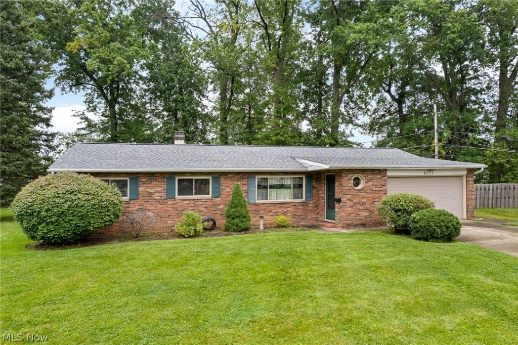 6175 Barry Court, Mentor, OH 44060 Main Photo