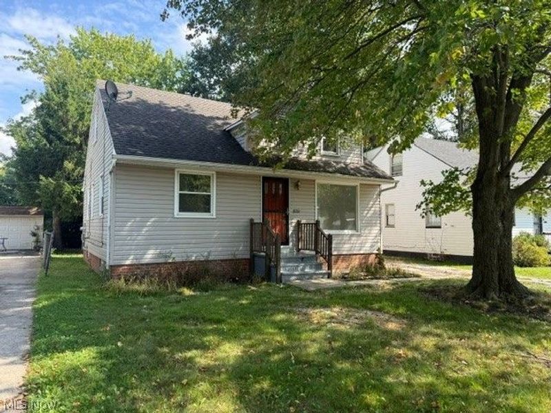 3949 Jo Ann Drive, Cleveland, OH 44122 Photo 2