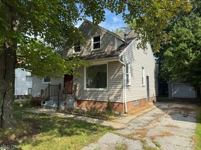 3949 Jo Ann Drive, Cleveland, OH 44122 Photo 3