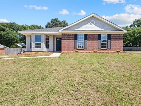 1536 Champion Cove, Semmes, AL 36575