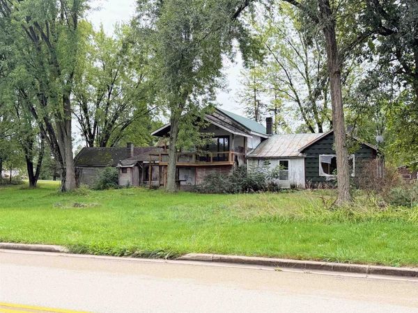 2306 LEDGE STREET, Tigerton, WI 54486