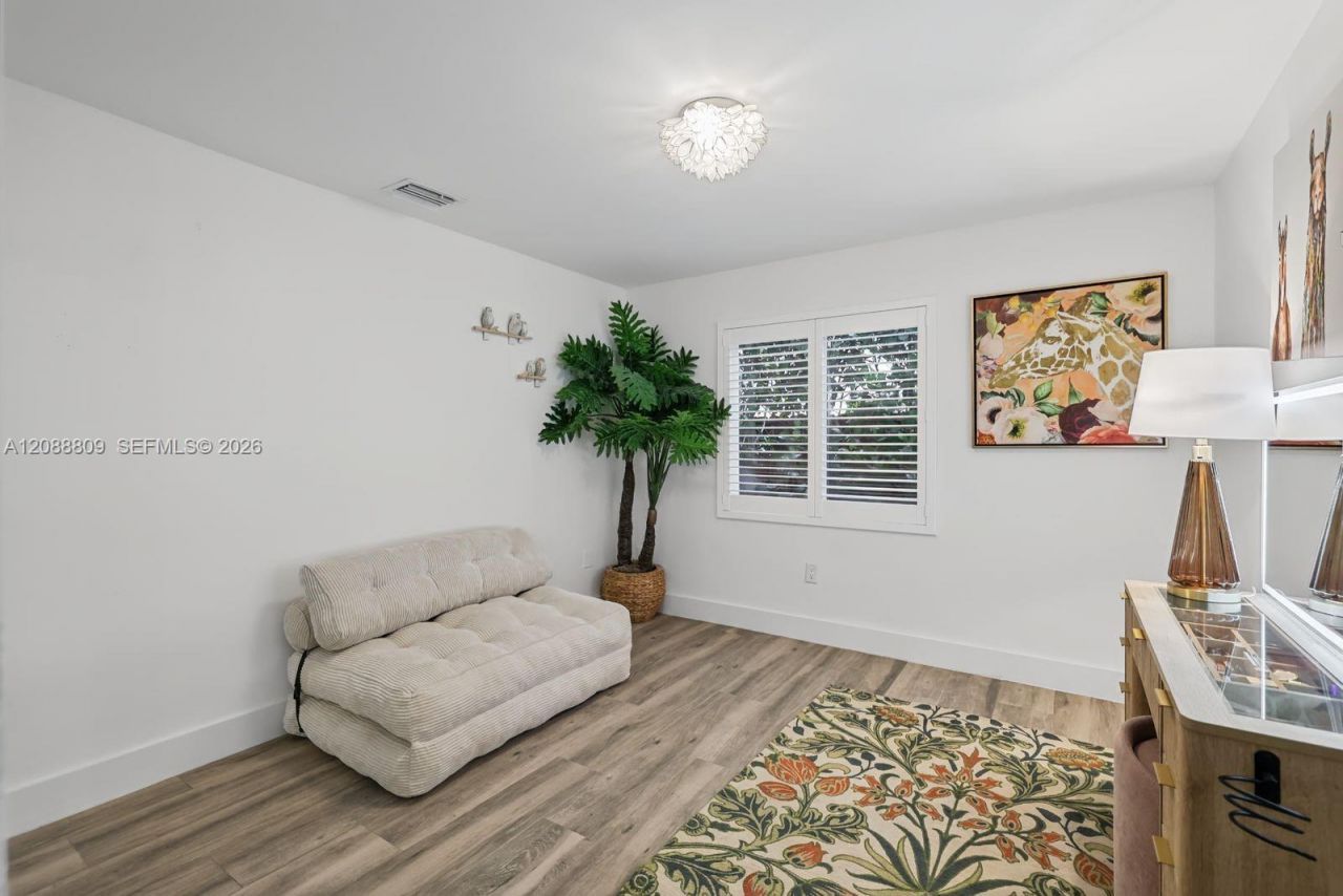 9320 SW 165th St, Palmetto Bay, FL 33157 Photo