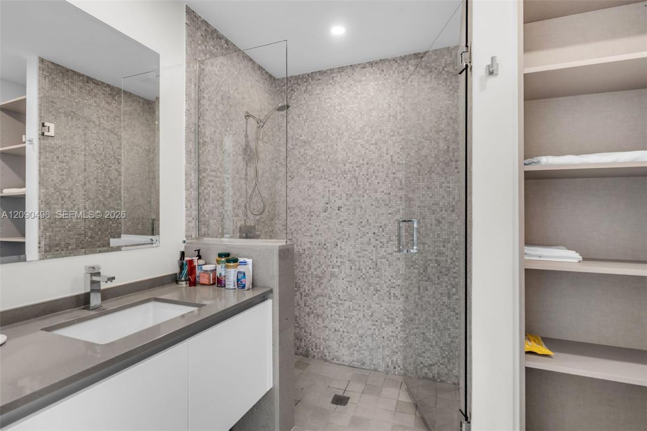 88 SW 7th St , Unit 1901, Miami, FL 33130 Photo