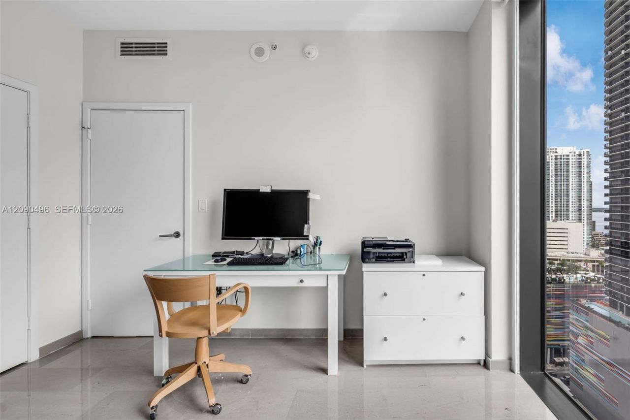 88 SW 7th St , Unit 1901, Miami, FL 33130 Photo