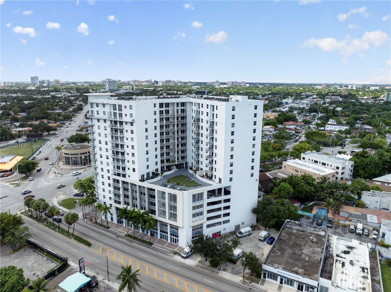 1 Glen Royal Pkwy, Unit 903, Miami, FL 33125 Photo