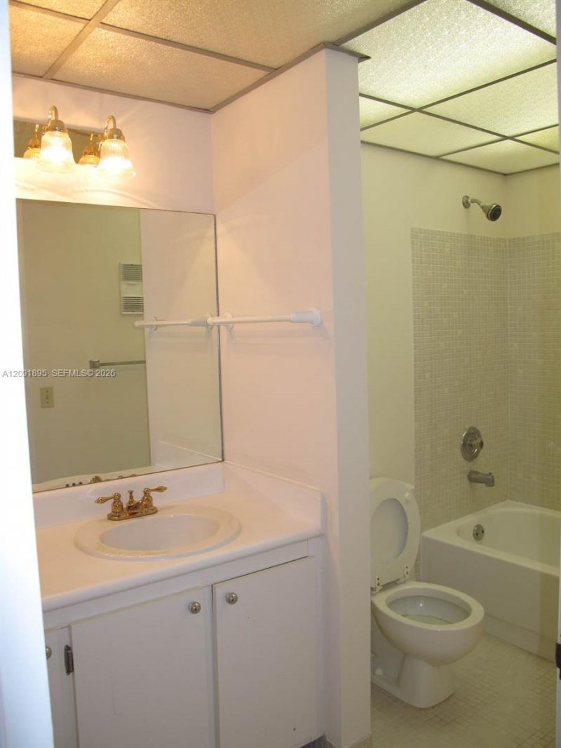 9940 S Belfort Cir , Unit 203, Tamarac, FL 33321 Photo
