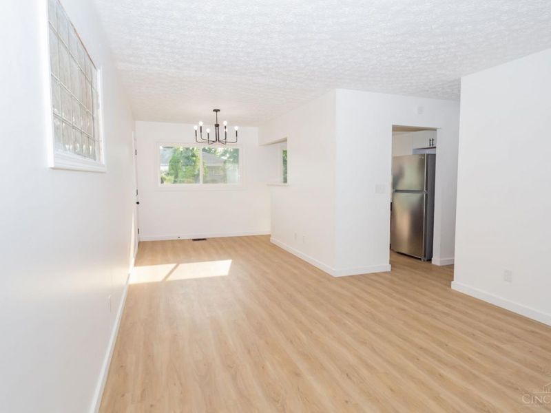 3972 Kenwood Dr, Hamilton, OH 45015 Photo 7