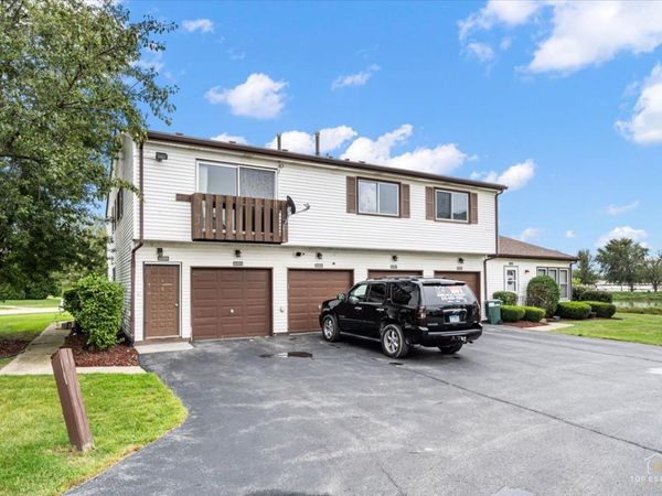 20203 S Fairwood Court , Unit D, Frankfort, IL 60423