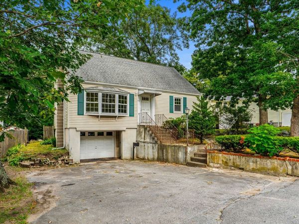 906 Boston Rd, Billerica, MA 01821