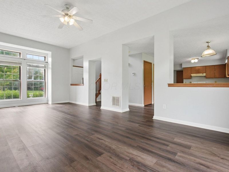 310 Pruden Drive, Pickerington, OH 43147 Photo 9