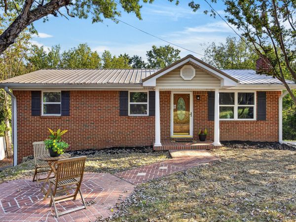 1217 Crest Drive, Cleveland, TN 37311