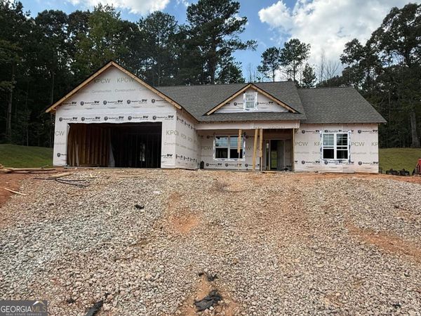 113 Fuller Court, Grantville, GA 30220