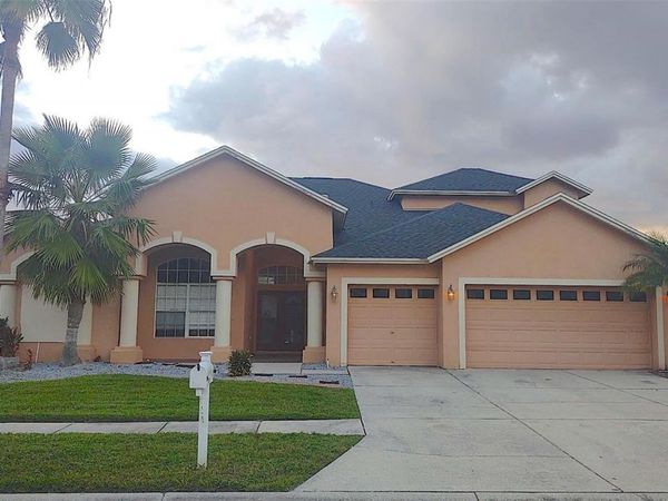 18309 EASTWYCK DRIVE , TAMPA, FL 33647