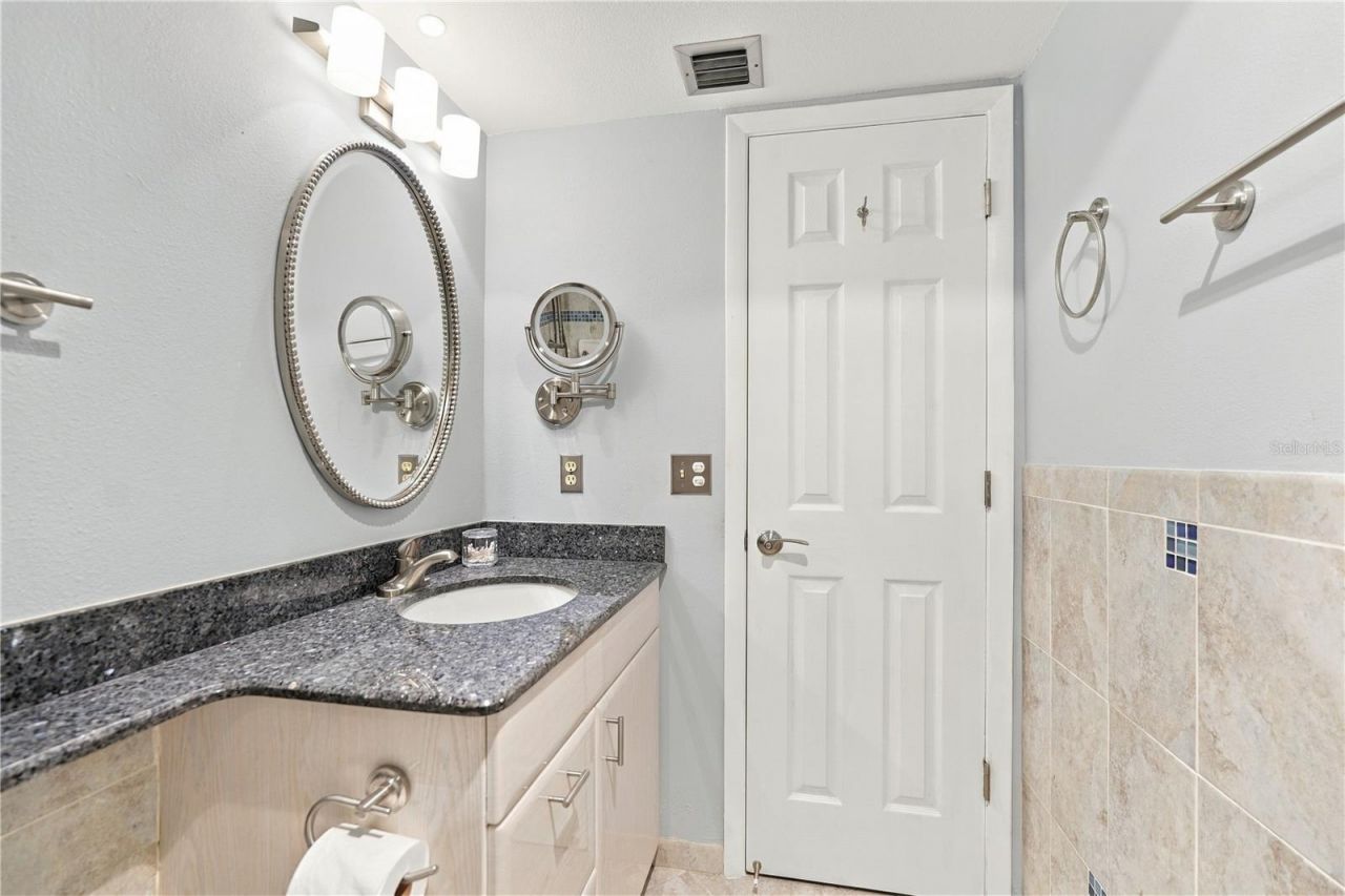 8701 Midnight Pass Road, Unit 304A, Sarasota, FL 34242 Photo