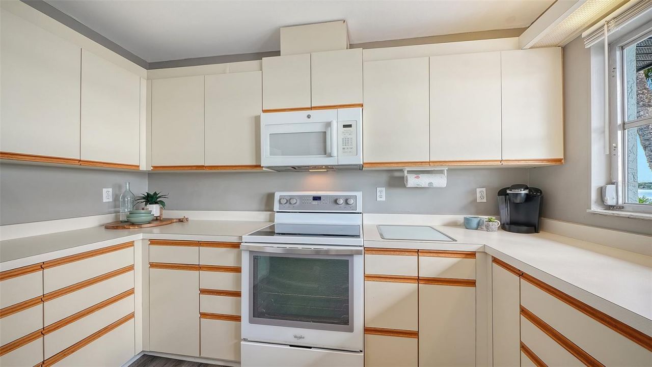 1604 Casey Key Road, Nokomis, FL 34275 Photo