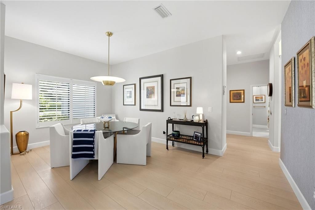 11569 Longshore Way E, Naples, FL 34119 Photo