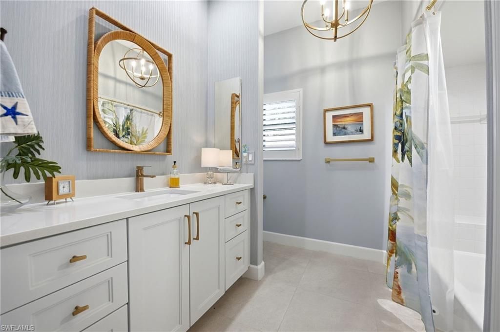 11569 Longshore Way E, Naples, FL 34119 Photo