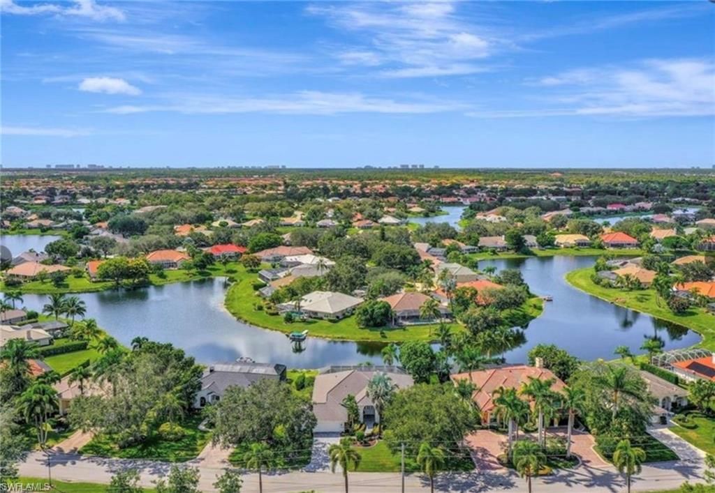 11569 Longshore Way E, Naples, FL 34119 Photo