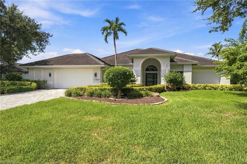 11569 Longshore Way E, Naples, FL 34119 Photo
