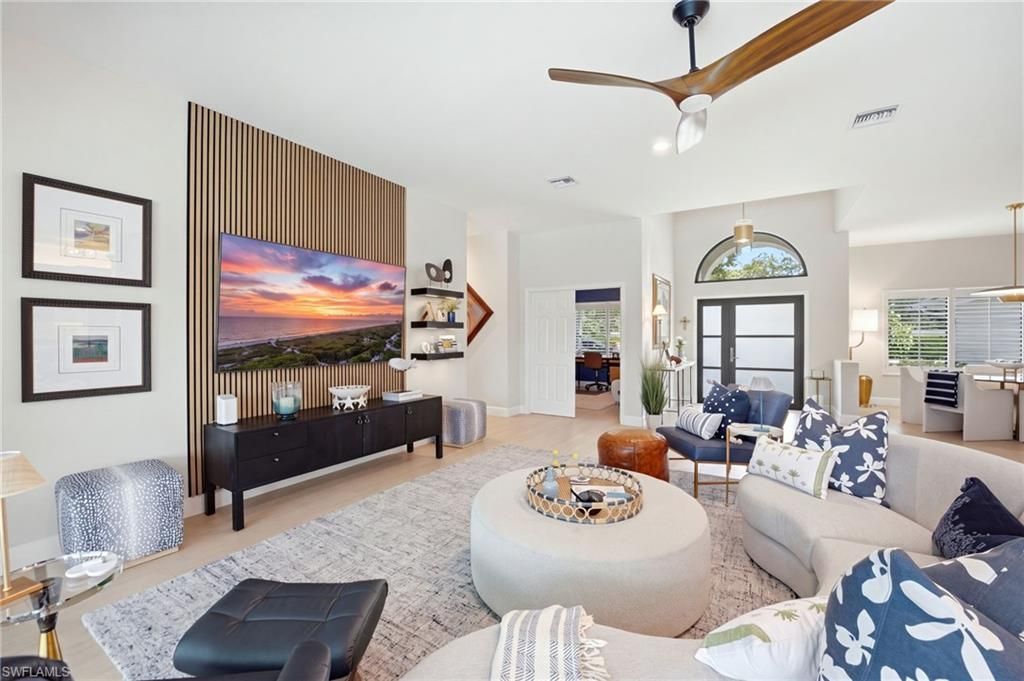 11569 Longshore Way E, Naples, FL 34119 Photo