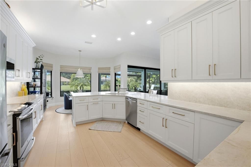 11569 Longshore Way E, Naples, FL 34119 Photo