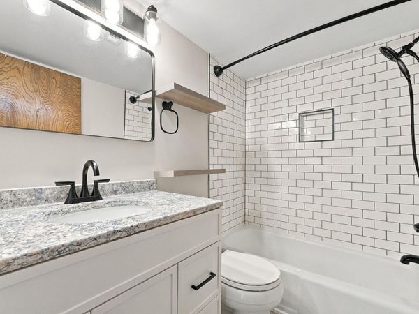 819 11th Avenue S, Unit 7, Hopkins, MN 55343