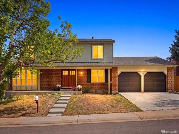 3740 S Walden Street , Aurora, CO 80013
