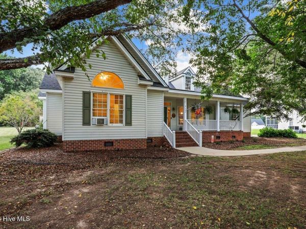 8622 Carter Grove Drive, Elm City, NC 27822