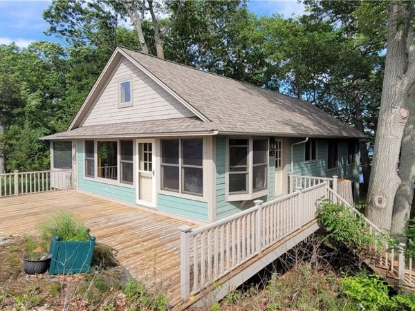 1 Wyanoke, Hammond, NY 13646