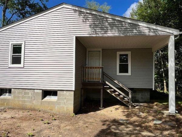 83 Cypress St, Plymouth, MA 02360