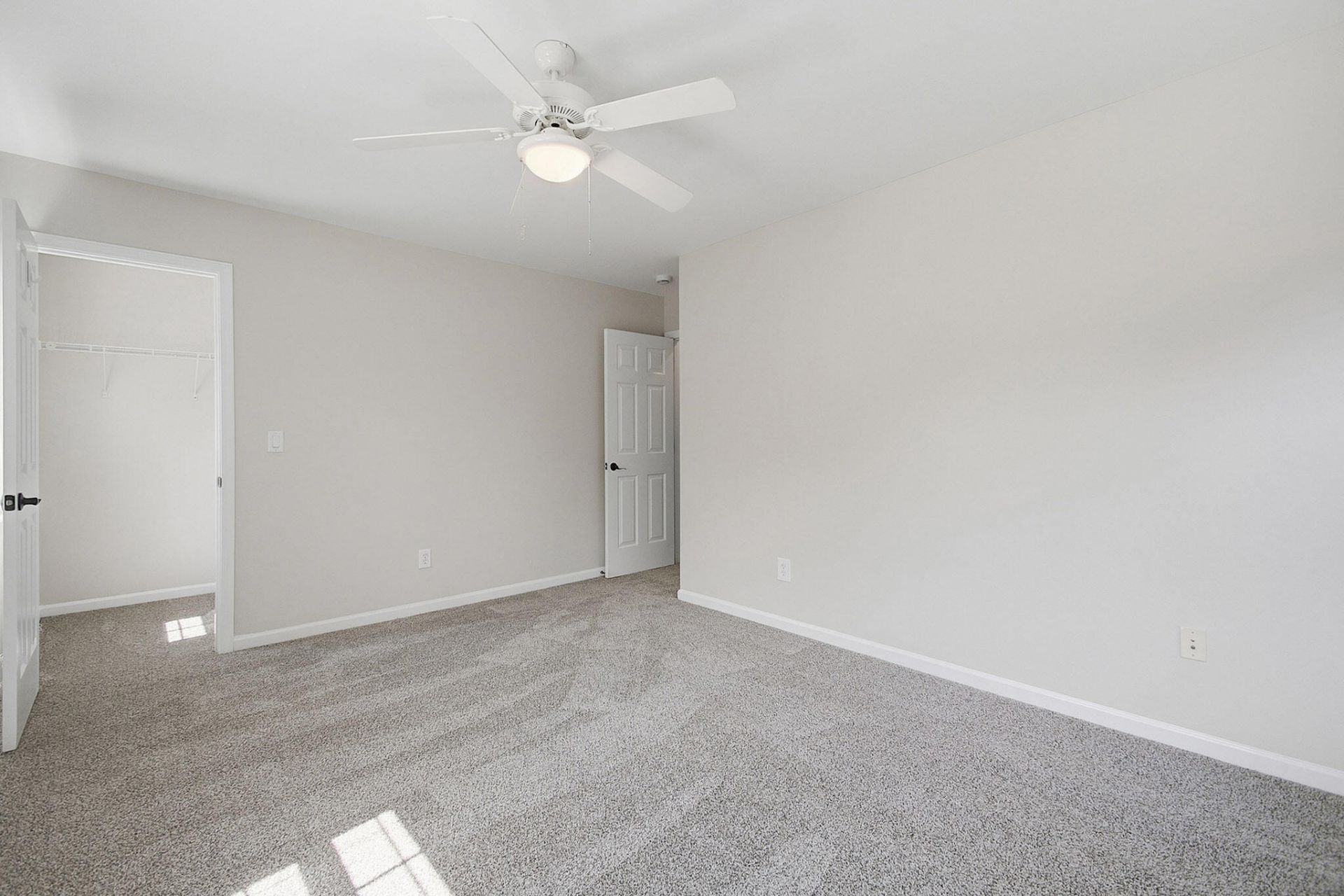 654 Grassy Hill Road Photo 25