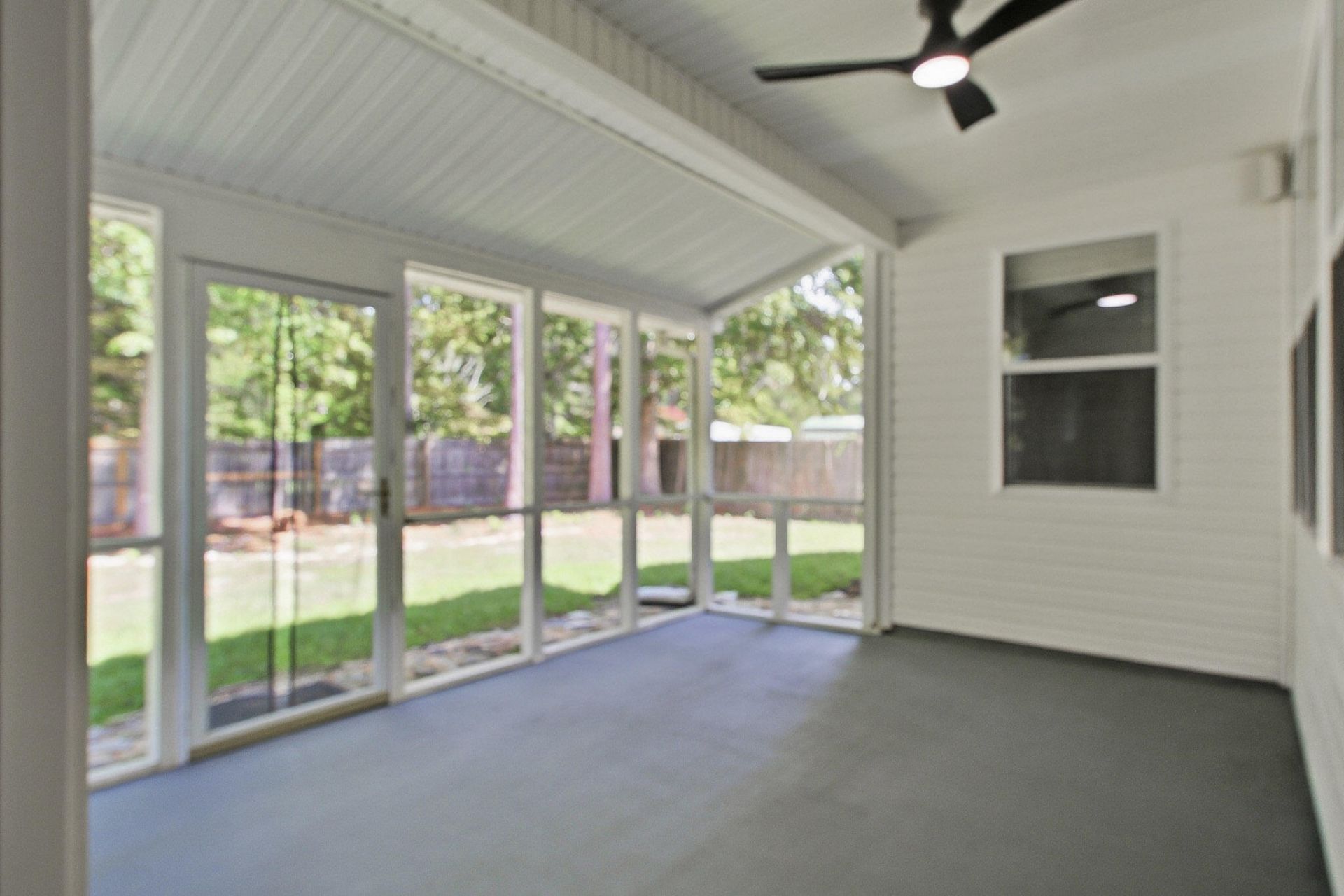 654 Grassy Hill Road Photo 26