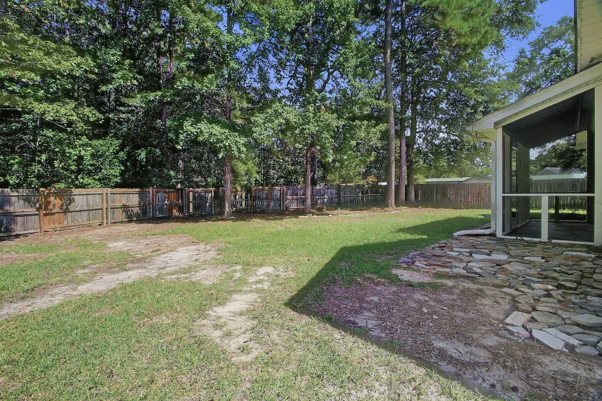 654 Grassy Hill Road Photo 27