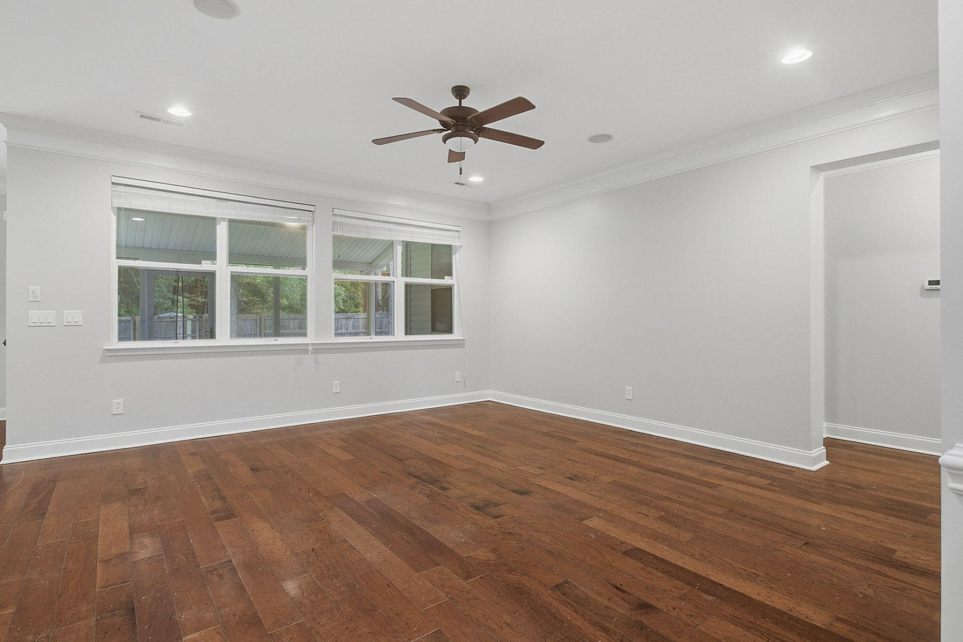 654 Grassy Hill Road Photo 4