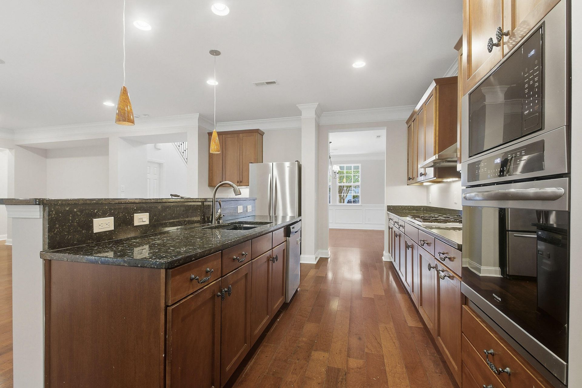 654 Grassy Hill Road Photo 8